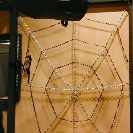 La Interdite Chez Loveroomtoulon, Parking Et Wifi Gratuits *